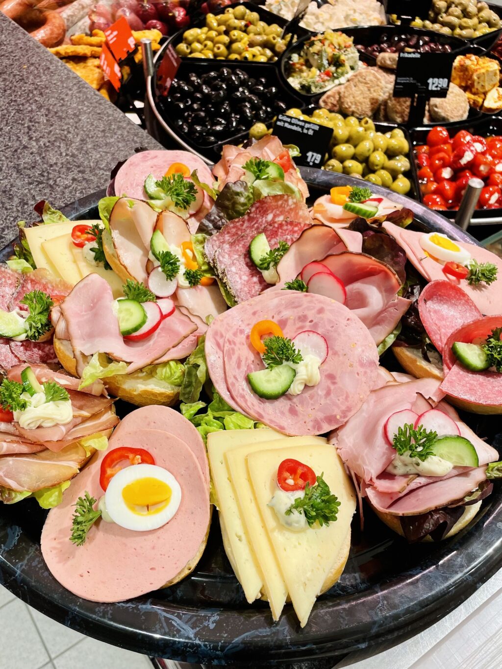 Belegte-Brötchen-Service